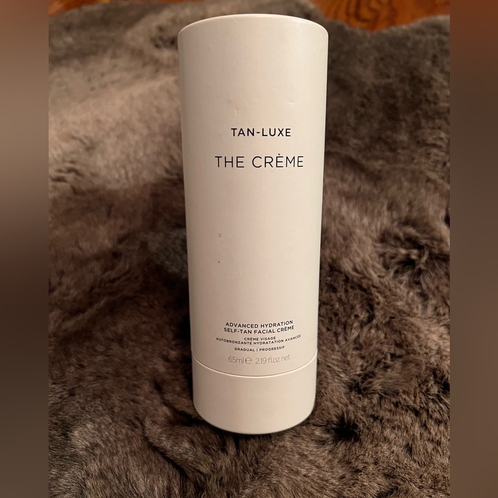 NWT THE CRÈME - Advanced Hydration Gradual Self-Tan Facial Cream